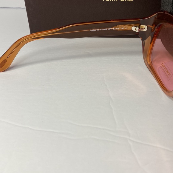 ? - New  - TOM FORD SUNGLASSES TOM FORD BAILEY-02 TF885 45Y EYEWEAR TOM FORD…